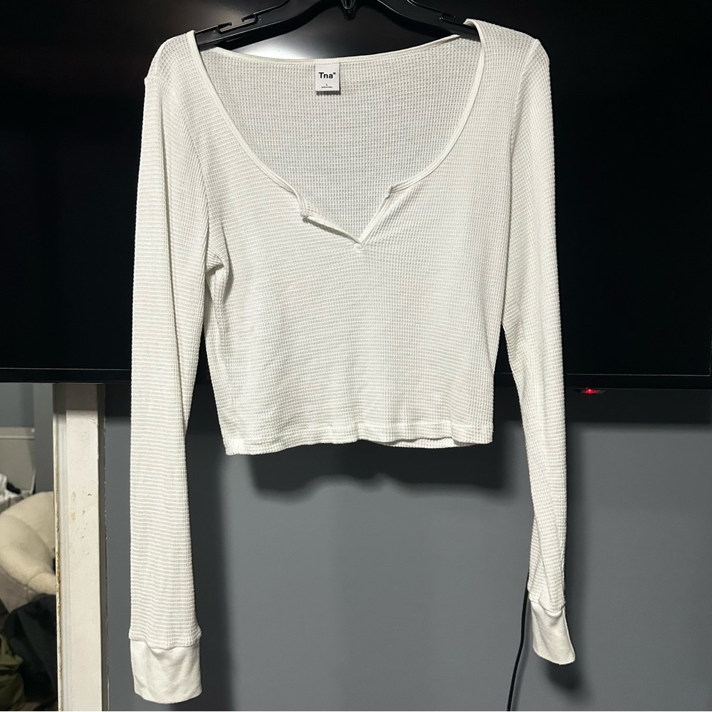 Aritzia white long sleeve